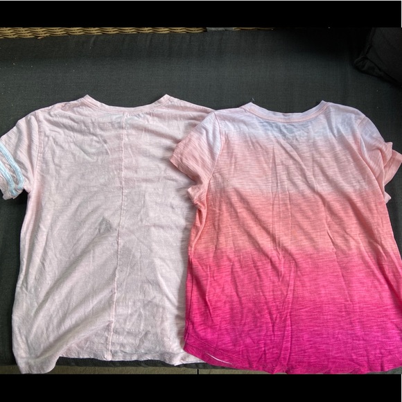 2 Pink Abercrombie T-shirts - Picture 2 of 2